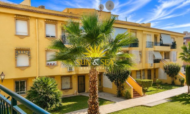 Resale - Apartment - Torrevieja - La veleta