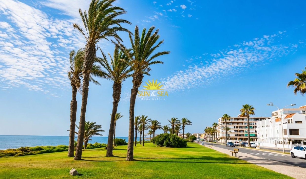 Resale - Apartment - Torrevieja - La veleta