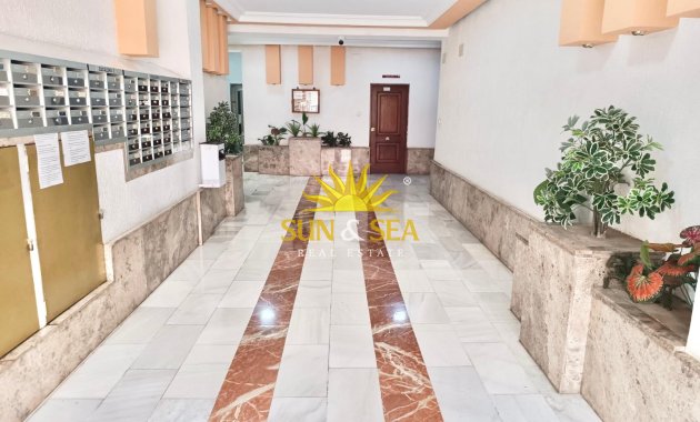 Long Term Rental - Apartment - Alicante - Benalua