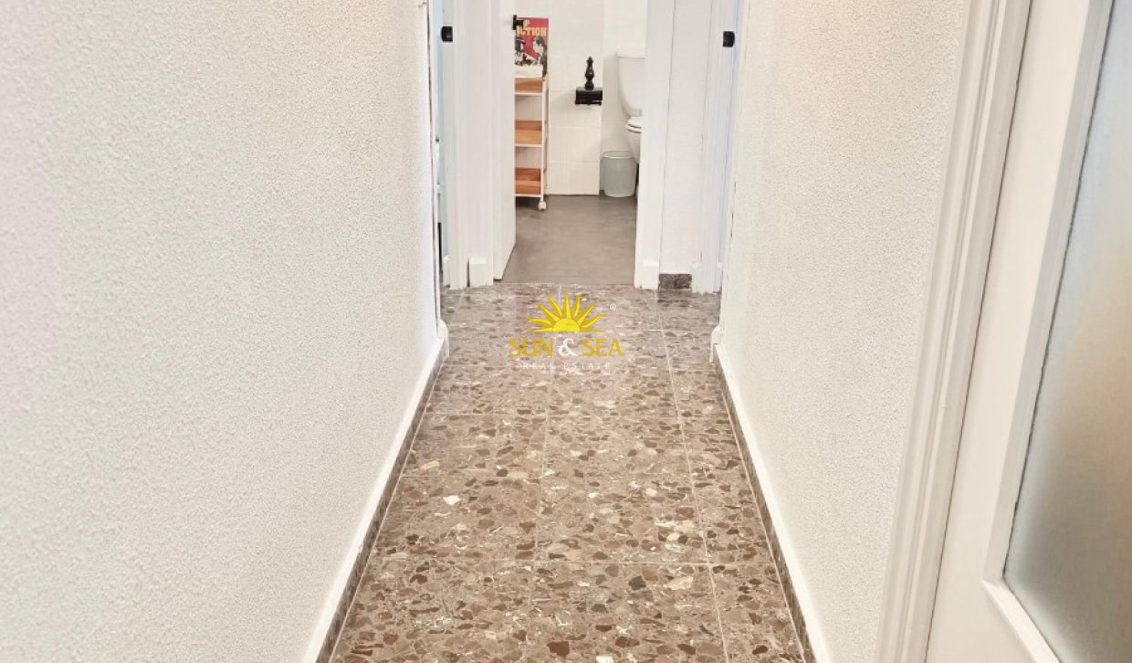 Long Term Rental - Apartment - Alicante - Benalua