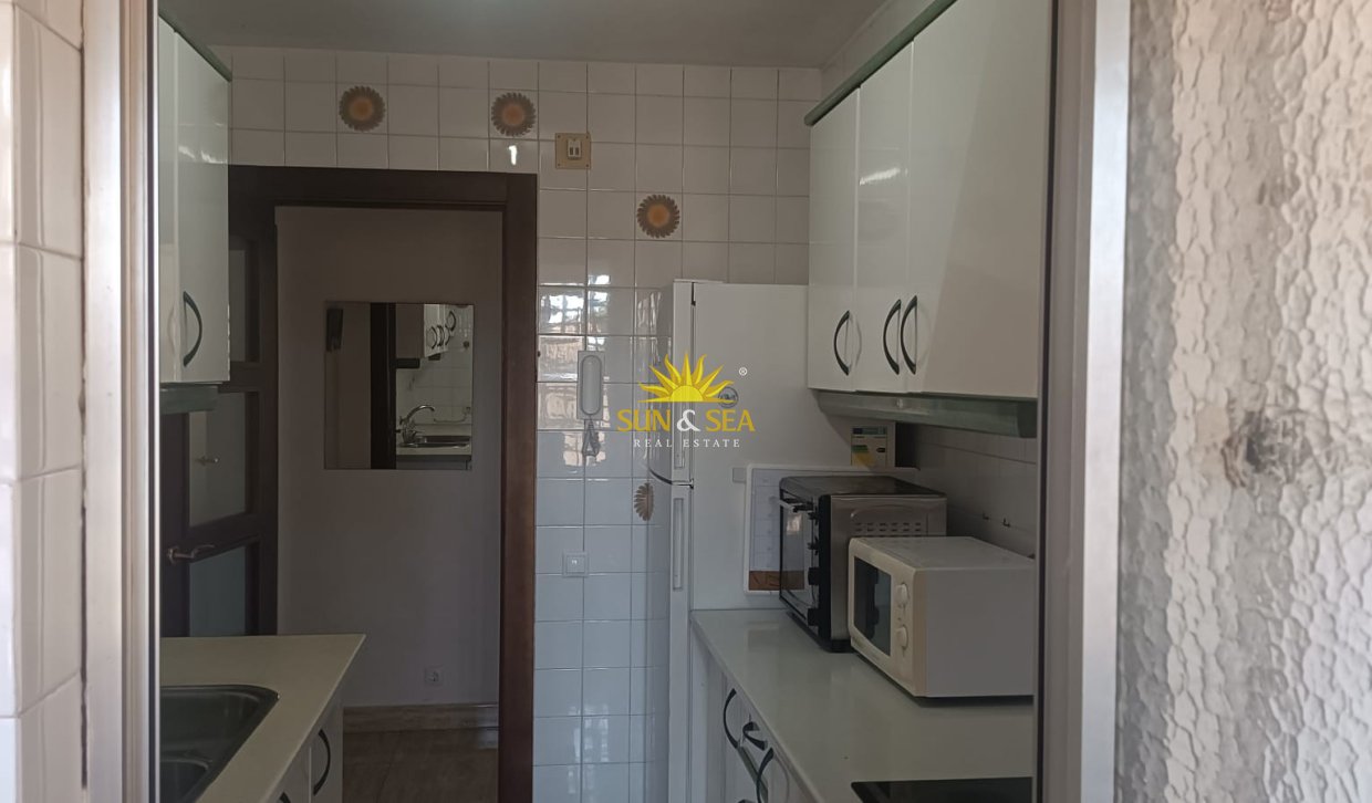 Kurzzeit-Vermietung - Wohnung - 