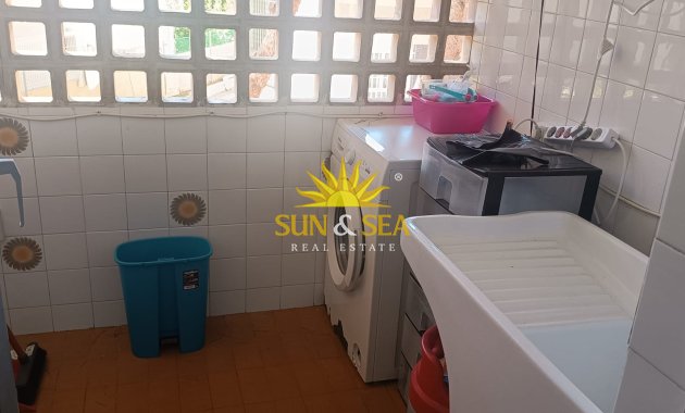Kurzzeit-Vermietung - Wohnung - 