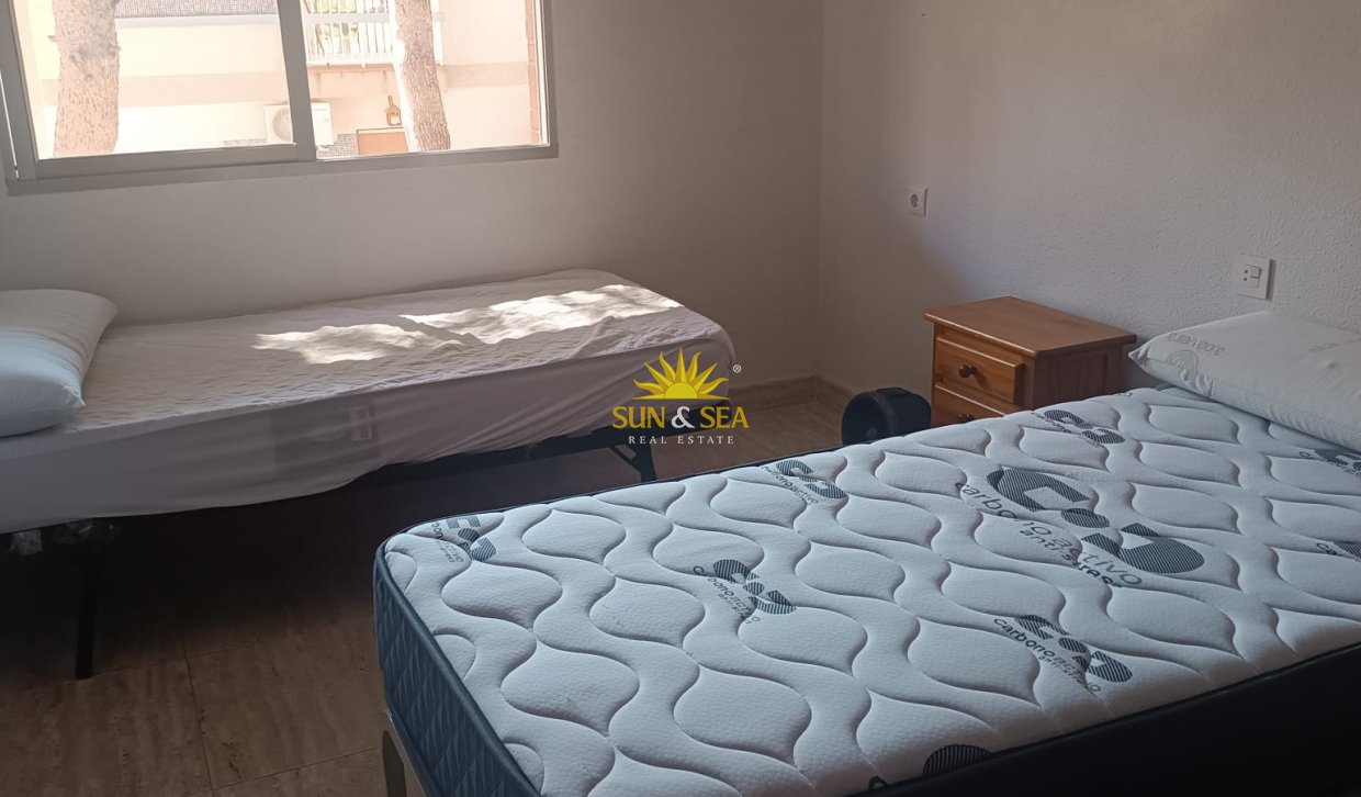 Kurzzeit-Vermietung - Wohnung - 