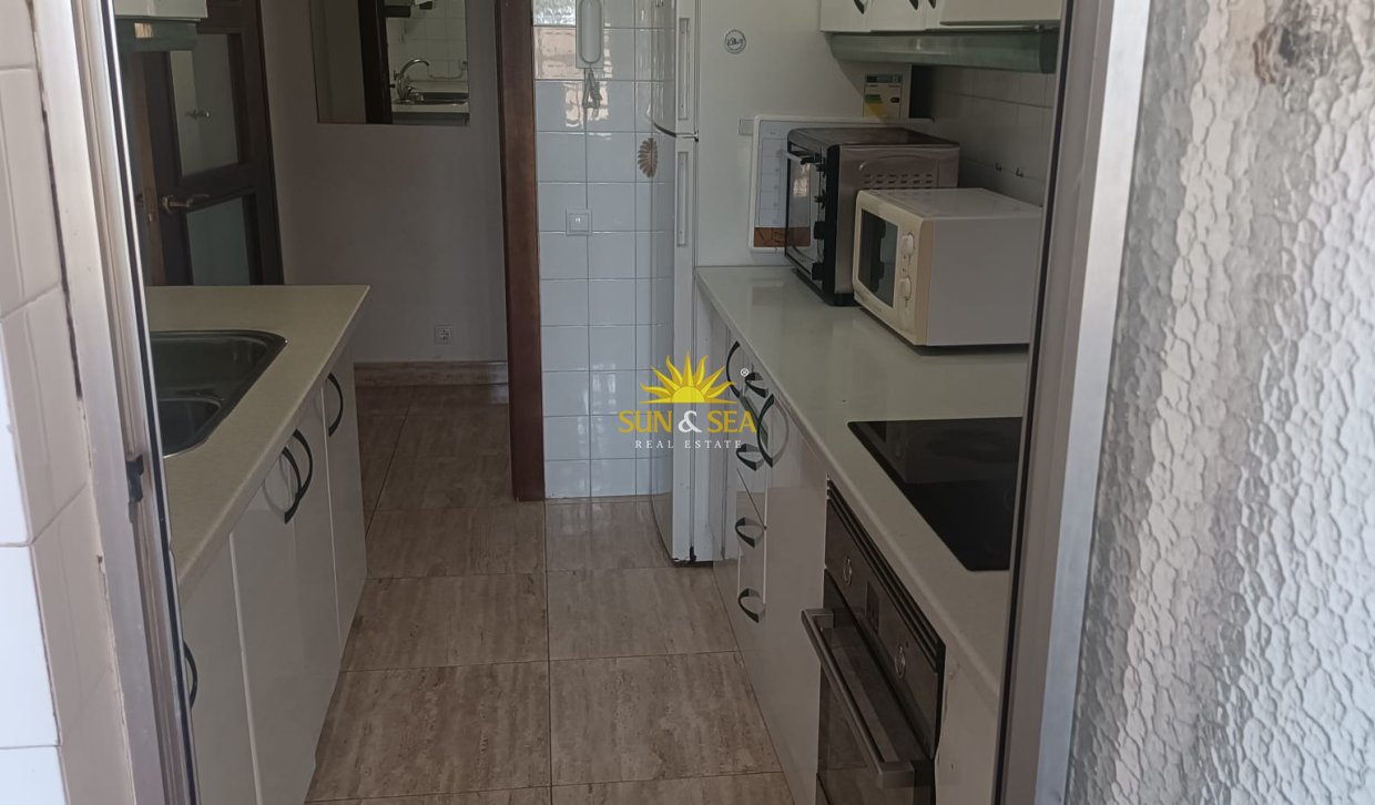 Kurzzeit-Vermietung - Wohnung - 