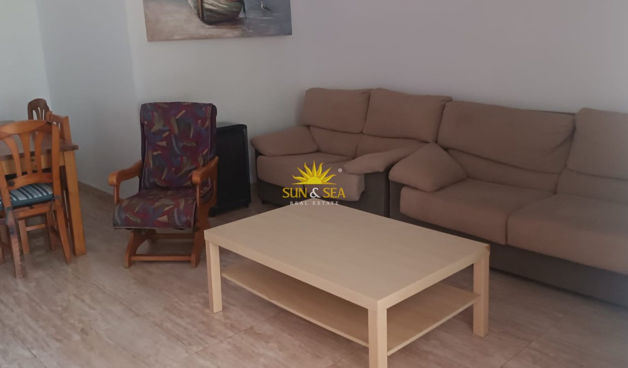 Kurzzeit-Vermietung - Wohnung - 