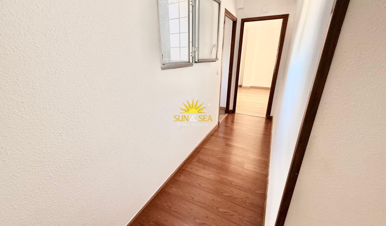 Long Term Rental - Apartment - Alicante - Centro