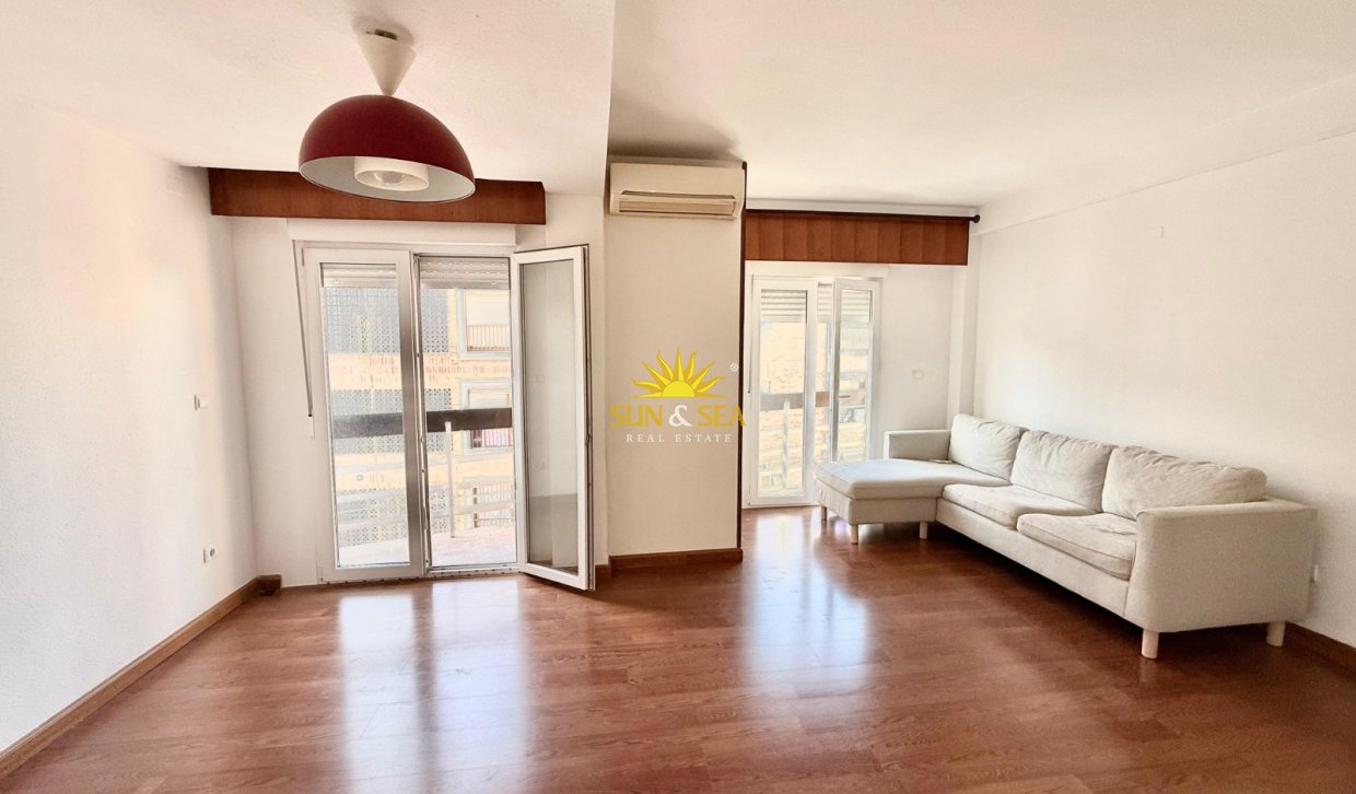 Long Term Rental - Apartment - Alicante - Centro