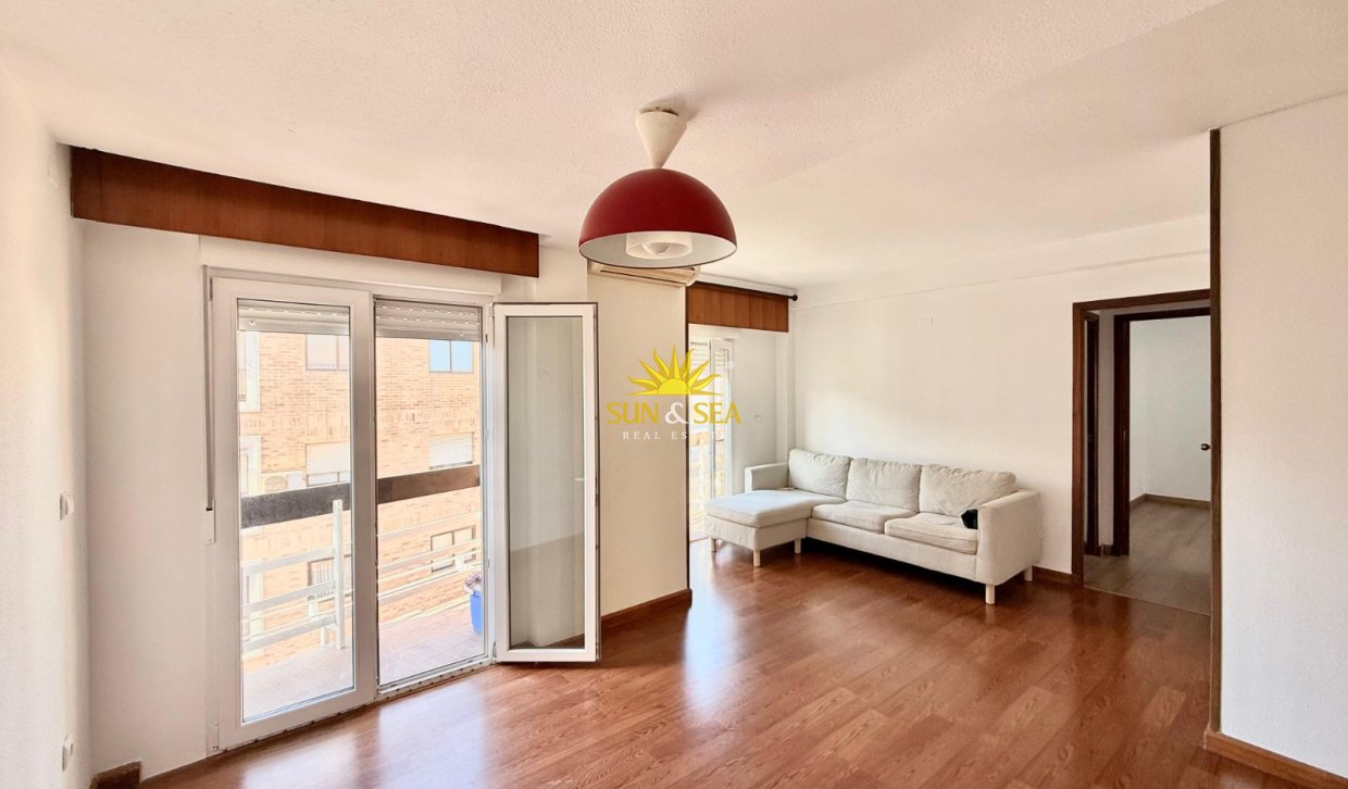Long Term Rental - Apartment - Alicante - Centro