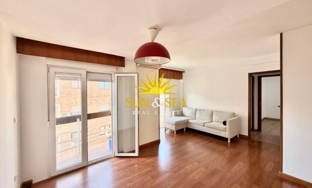 Long Term Rental - Apartment - Alicante - Centro