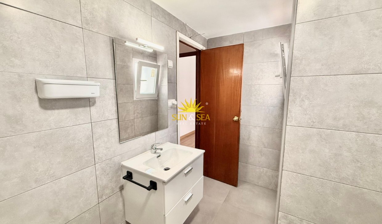Long Term Rental - Apartment - Alicante - Centro