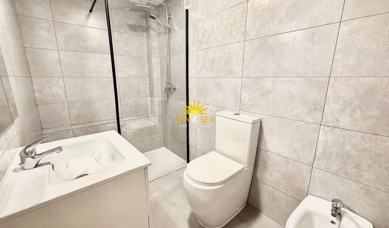 Long Term Rental - Apartment - Alicante - Centro