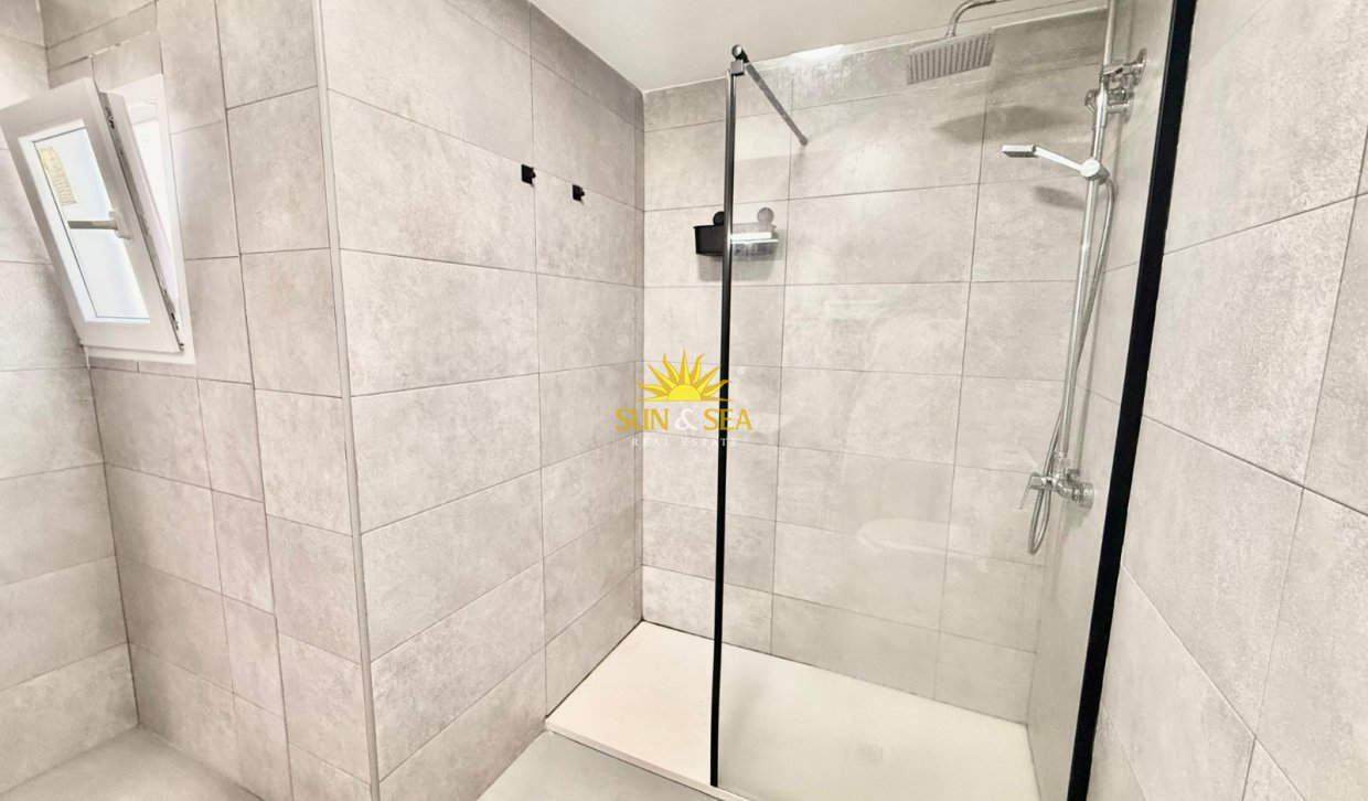 Long Term Rental - Apartment - Alicante - Centro