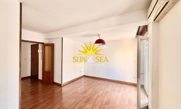 Long Term Rental - Apartment - Alicante - Centro