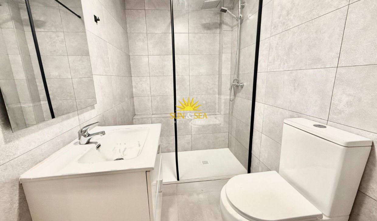 Long Term Rental - Apartment - Alicante - Centro
