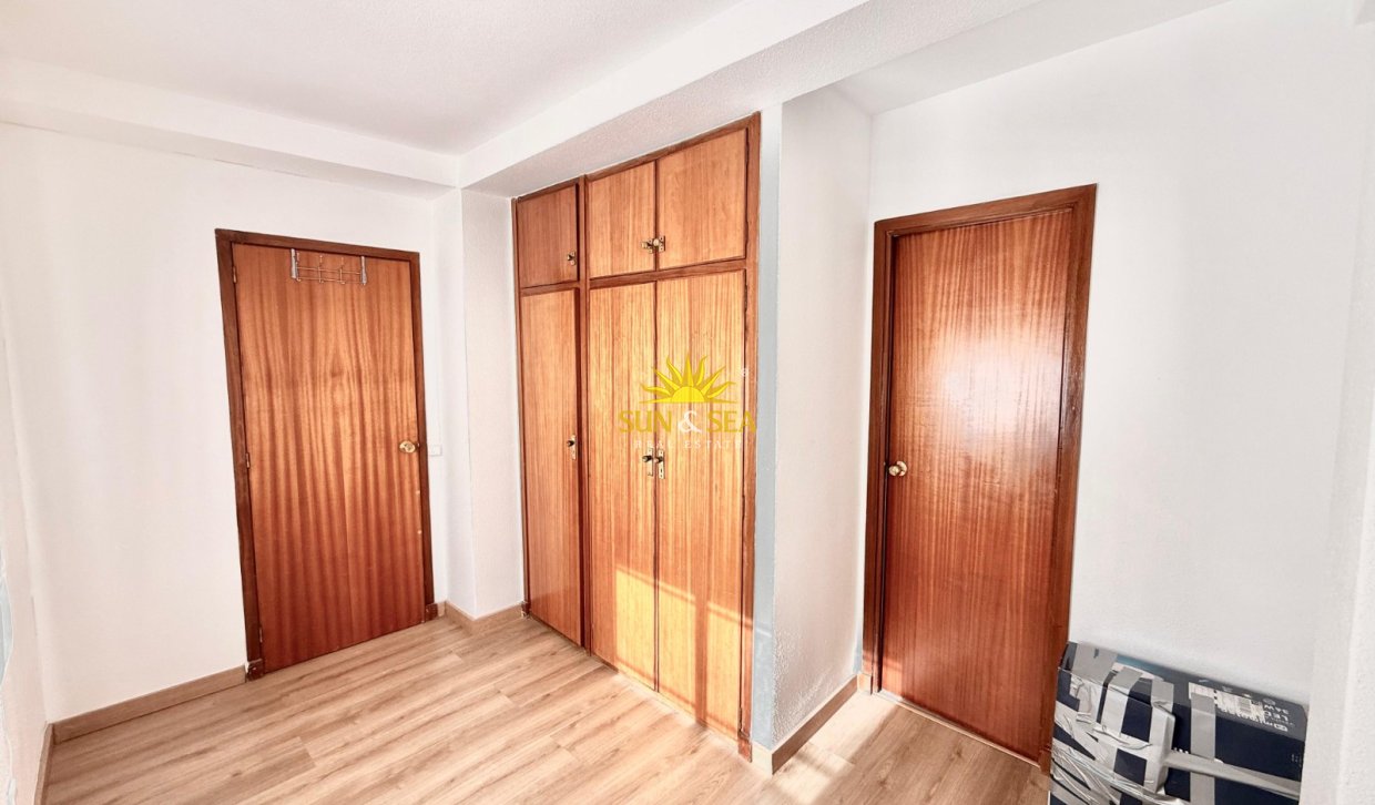 Long Term Rental - Apartment - Alicante - Centro