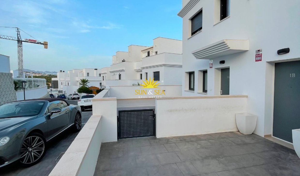 Long Term Rental - Townhouse - Finestrat
