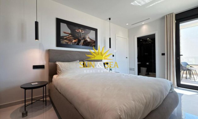 Alquiler a largo plazo - Chalet - Finestrat