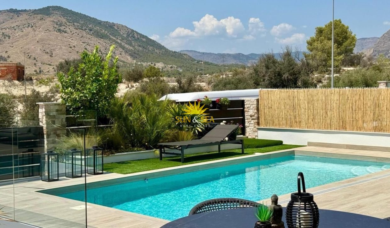 Alquiler a largo plazo - Chalet - Finestrat