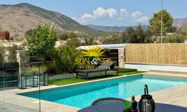 Alquiler a largo plazo - Chalet - Finestrat