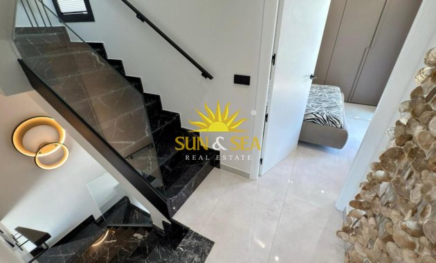 Alquiler a largo plazo - Chalet - Finestrat