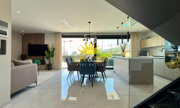 Alquiler a largo plazo - Chalet - Finestrat