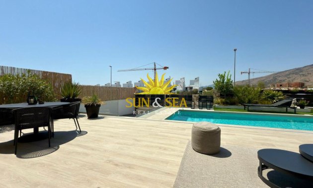 Alquiler a largo plazo - Chalet - Finestrat