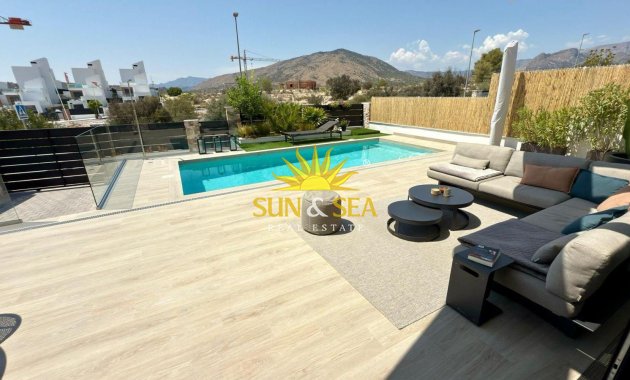 Alquiler a largo plazo - Chalet - Finestrat