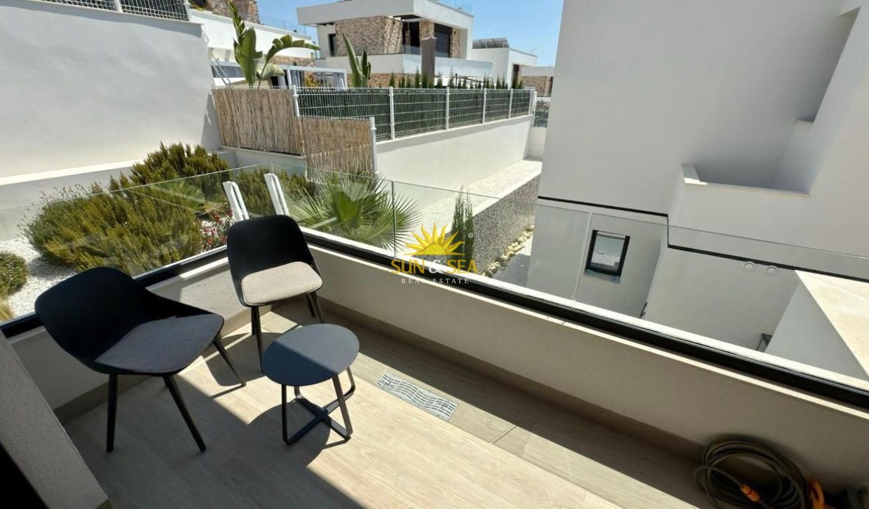 Alquiler a largo plazo - Chalet - Finestrat