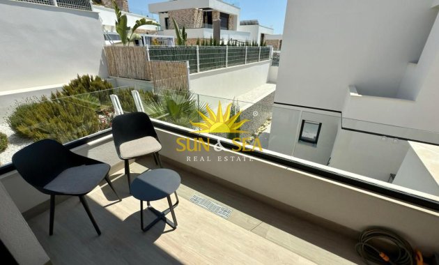 Alquiler a largo plazo - Chalet - Finestrat