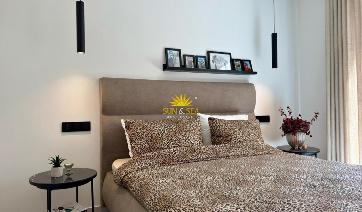 Alquiler a largo plazo - Chalet - Finestrat