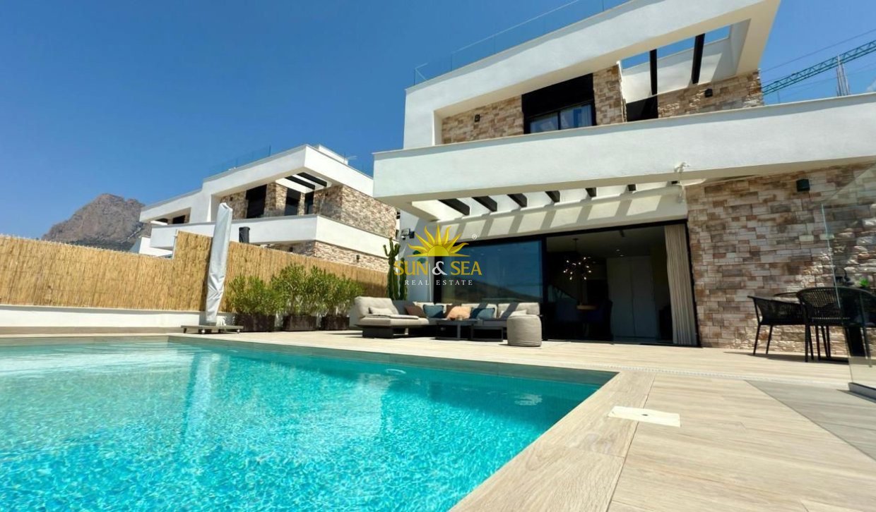 Alquiler a largo plazo - Chalet - Finestrat