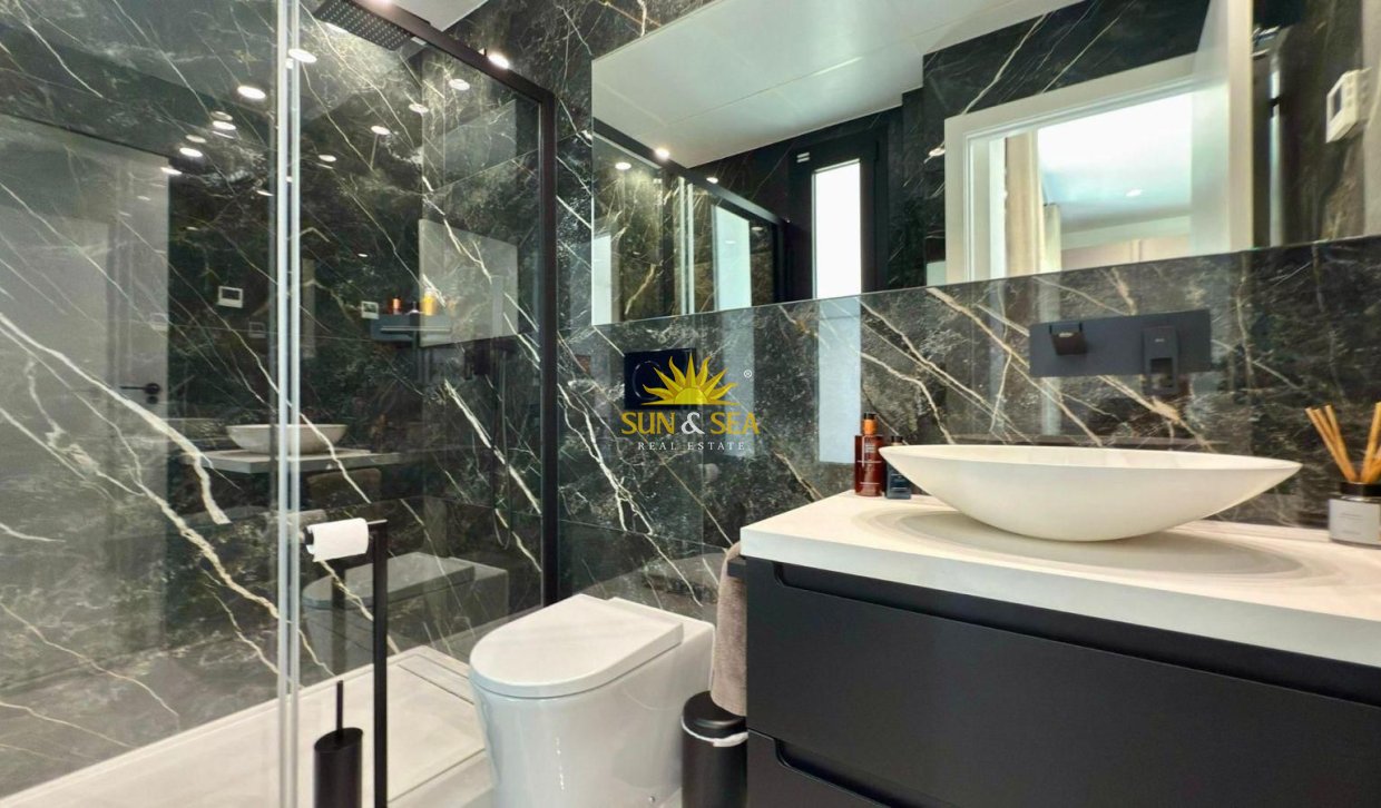 Alquiler a largo plazo - Chalet - Finestrat