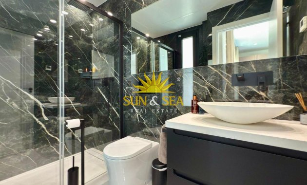 Alquiler a largo plazo - Chalet - Finestrat