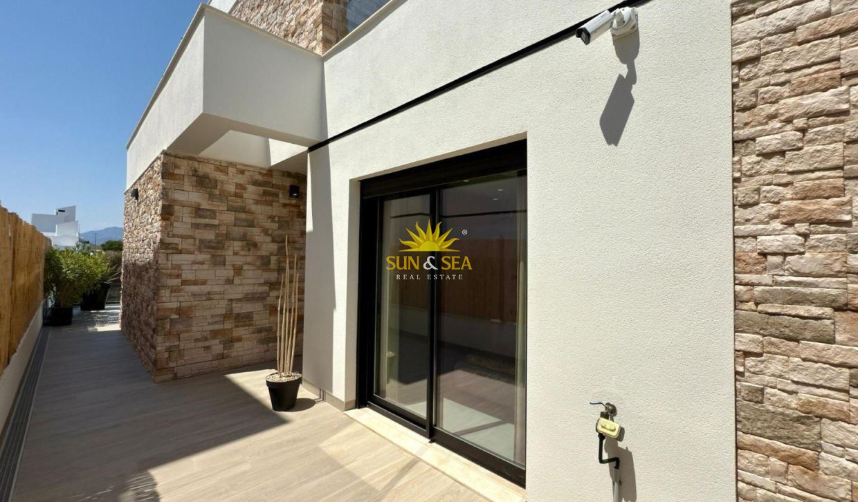 Alquiler a largo plazo - Chalet - Finestrat