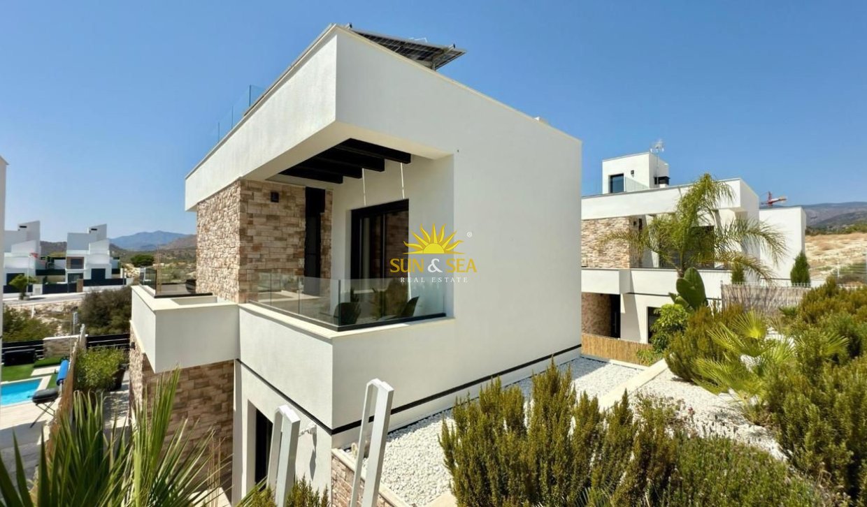 Alquiler a largo plazo - Chalet - Finestrat