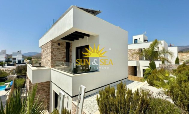 Alquiler a largo plazo - Chalet - Finestrat