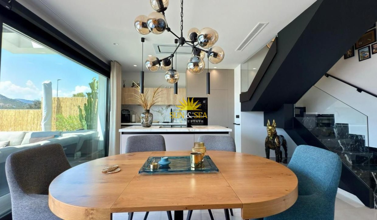 Alquiler a largo plazo - Chalet - Finestrat