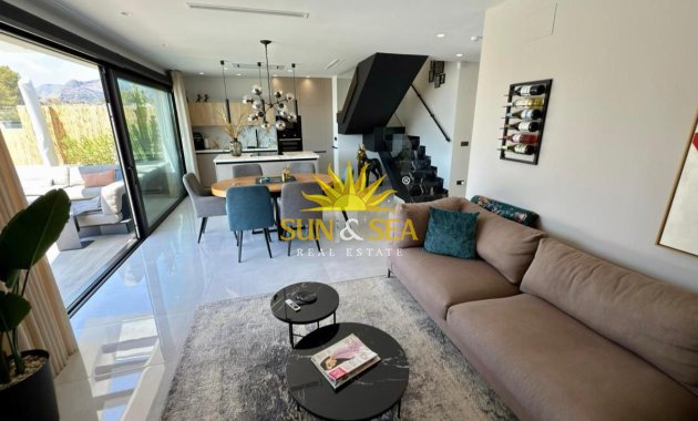 Alquiler a largo plazo - Chalet - Finestrat