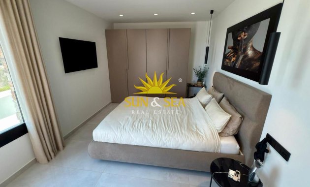 Alquiler a largo plazo - Chalet - Finestrat