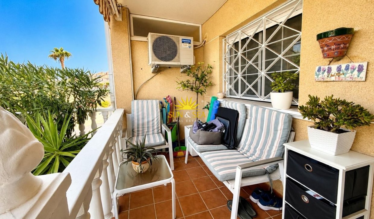 Resale - Townhouse - Torrevieja - Torretas