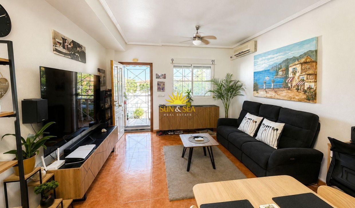 Resale - Townhouse - Torrevieja - Torretas