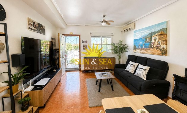 Resale - Townhouse - Torrevieja - Torretas
