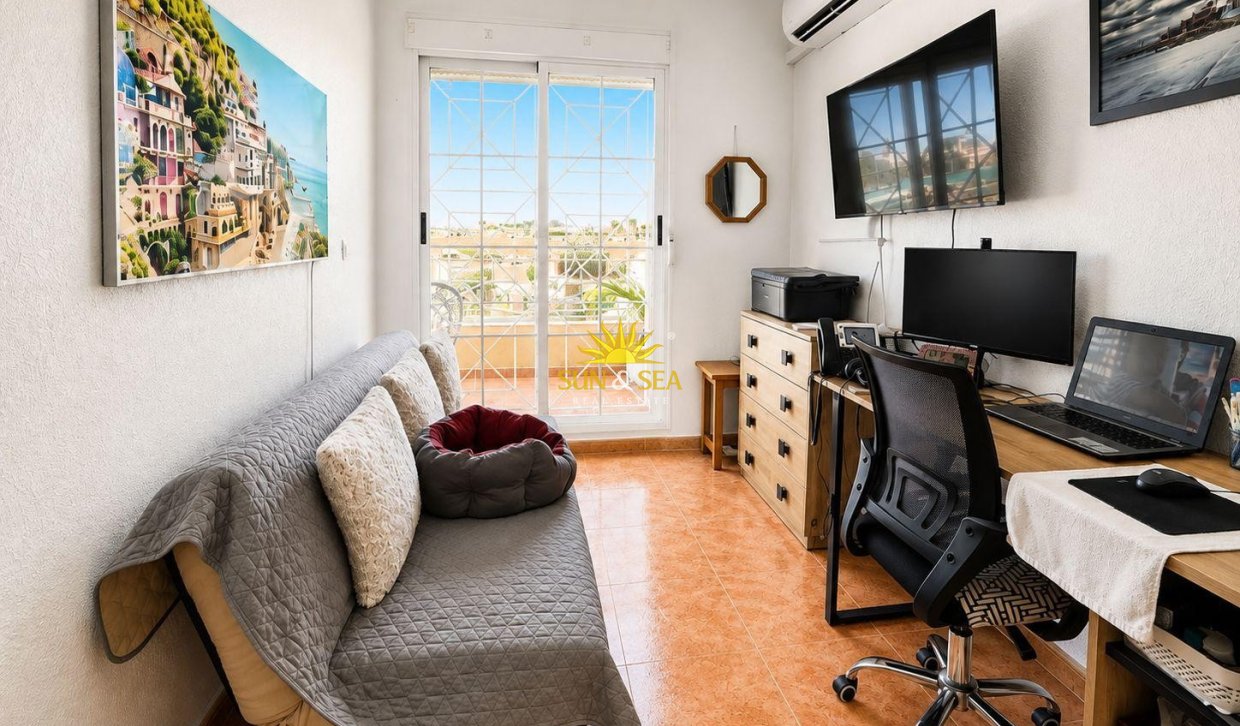 Resale - Townhouse - Torrevieja - Torretas