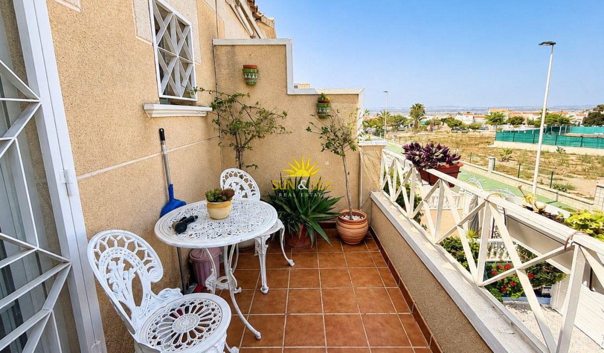 Resale - Townhouse - Torrevieja - Torretas