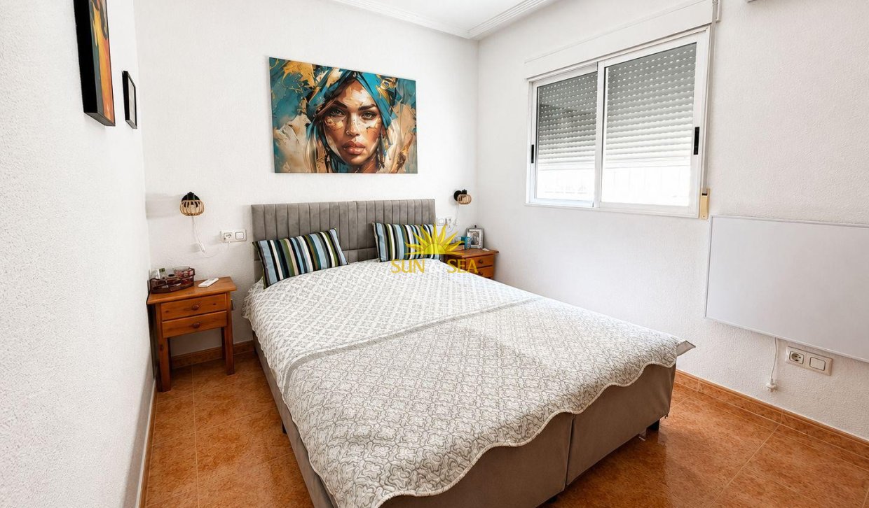 Resale - Townhouse - Torrevieja - Torretas