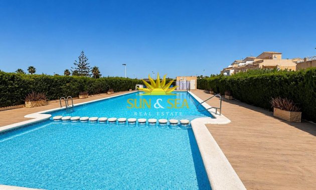 Resale - Townhouse - Torrevieja - Torretas