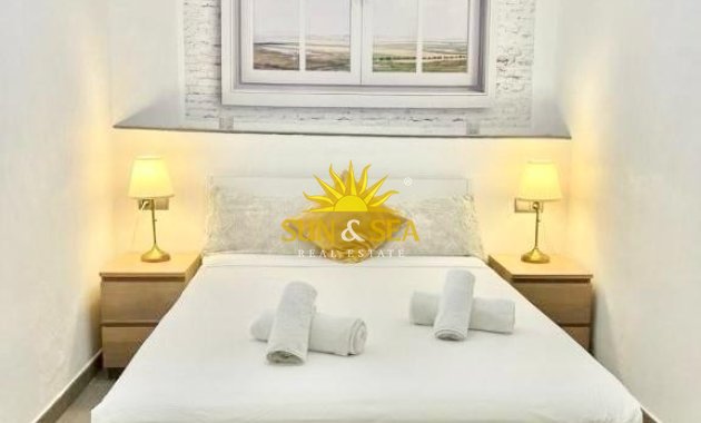 Long Term Rental - Ground Floor - Alicante - Centro