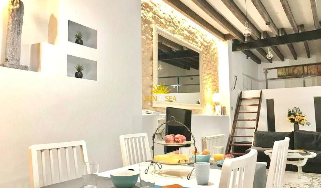 Long Term Rental - Ground Floor - Alicante - Centro