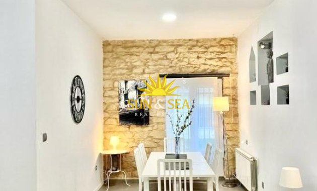 Long Term Rental - Ground Floor - Alicante - Centro