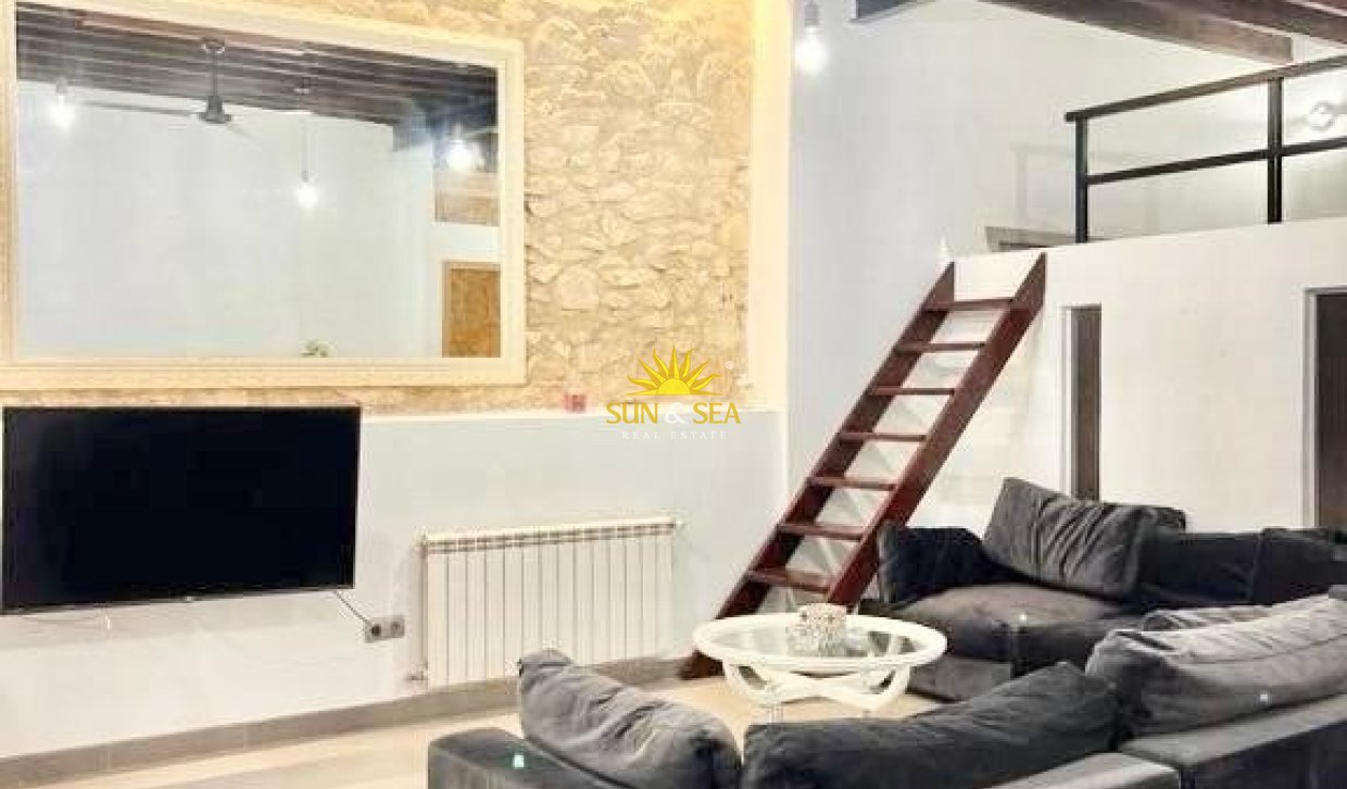 Long Term Rental - Ground Floor - Alicante - Centro
